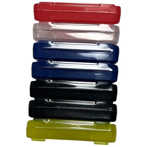 Mad Catz Memory Card Cases Game Boy Color 6 Pack Rainbow - Picture 9 of 11